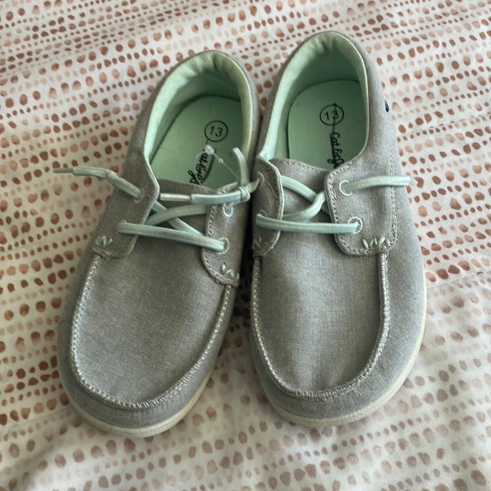 Little girl gray shoes Size 13